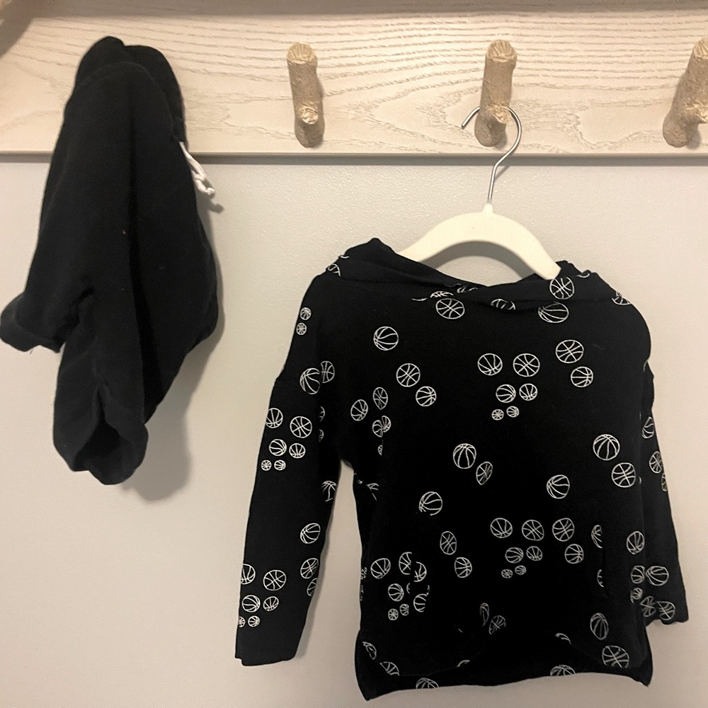 Miles Baby 2 piece short and hoodie outfit